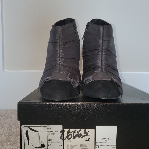 Chanel Short Boot Bottines - Picture 2 of 6